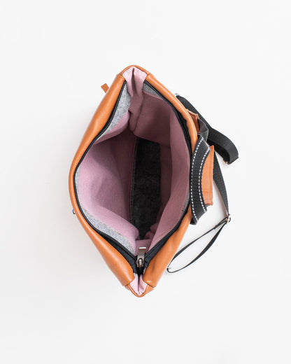 Barbara Handmade Leather Backpack - Eco - Friendly, Durable Design - Arctic Elegance